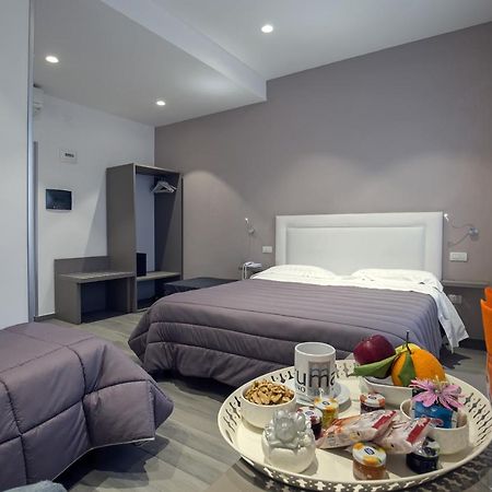 Hotel Bruman Salernes Extérieur photo
